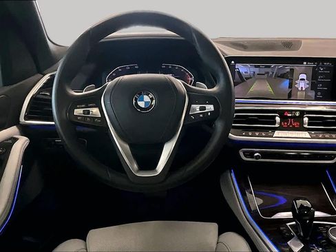 Used 2023 BMW X5 xDrive40i w/ Premium Package AWD/4WD image 5