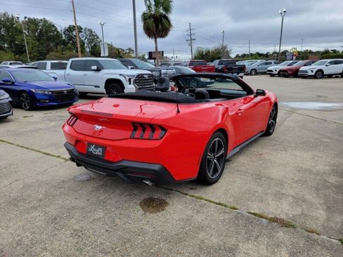 Used 2024 Ford Mustang Convertible image 31