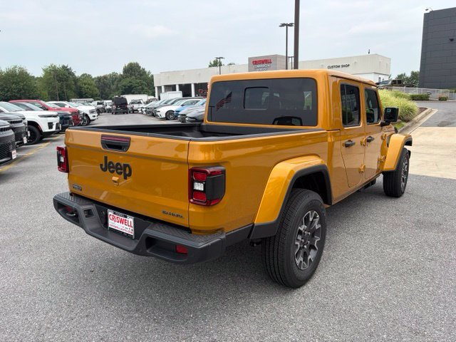 New 2026 Jeep Gladiator Sport AWD/4WD image 6
