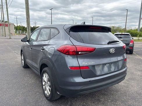 Used 2021 Hyundai Tucson SE FWD image 3