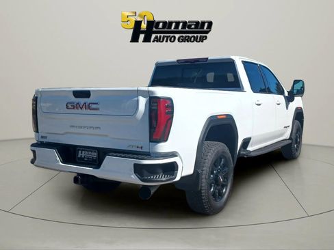 Used 2024 GMC Sierra 2500 4x4 Crew Cab AT4 w/ AT4 Premium Plus Package image 5