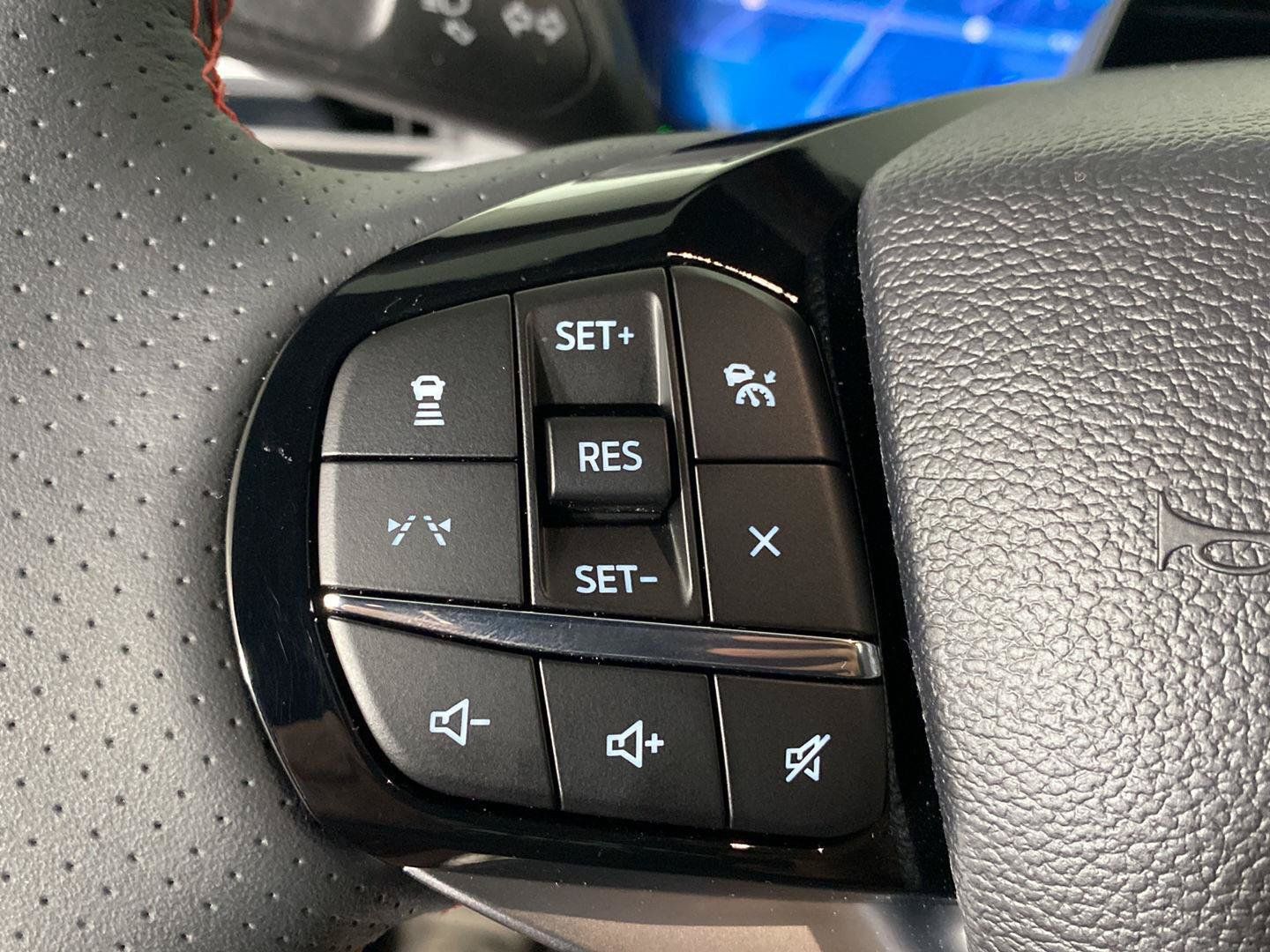 Used 2026 Ford Explorer ST-Line AWD/4WD image 19