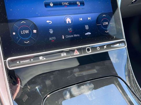 New 2026 Mercedes-Benz C 300 4MATIC Sedan image 28