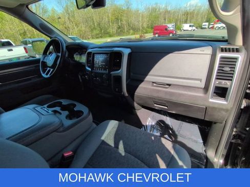 Used 2019 RAM 1500 Classic SLT w/ Luxury Group AWD/4WD image 27