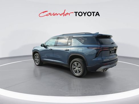 Used 2026 Chevrolet Traverse LT w/ Driver Confidence Package FWD image 6
