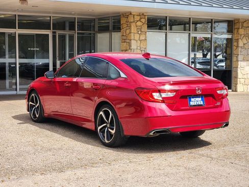 Used 2019 Honda Accord Sport image 5