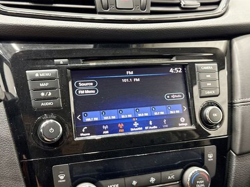 Used 2020 Nissan Rogue SL FWD image 30