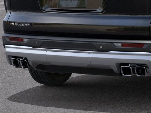 New 2026 Chevrolet Traverse LT image 14