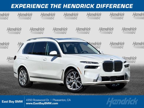 Used 2026 BMW X7 xDrive40i AWD/4WD image 1