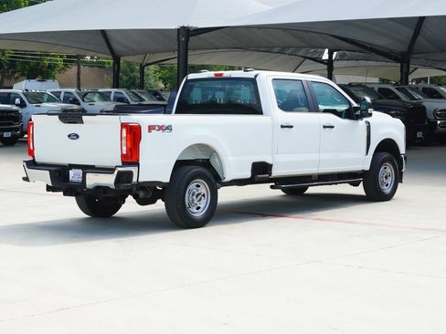 Used 2026 Ford F250 XL w/ FX4 Off-Road Package AWD/4WD image 7