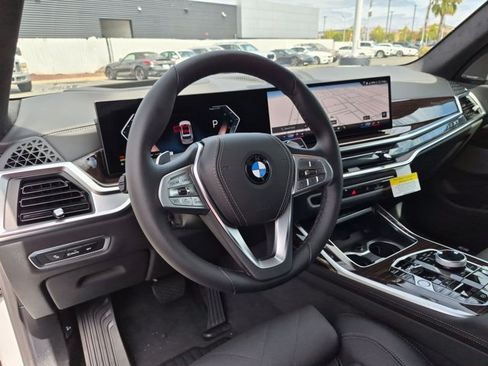 New 2027 BMW X7 xDrive40i AWD/4WD image 3