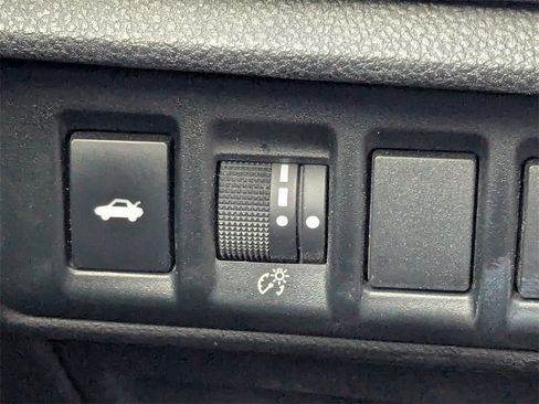 Used 2023 Subaru Legacy Premium image 24