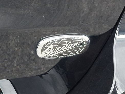Used 2018 Jeep Grand Cherokee Overland AWD/4WD image 35