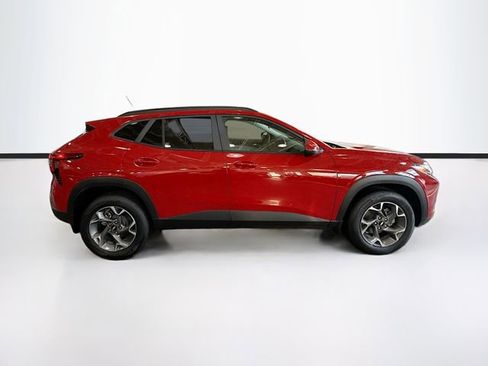 New 2026 Chevrolet Trax LT w/ Driver Confidence Package image 5