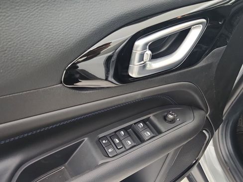 New 2026 Jeep Compass Latitude image 21