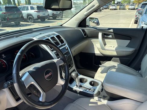 Used 2012 GMC Acadia SLT FWD image 4