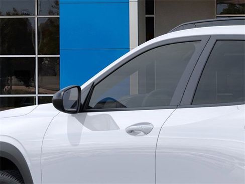 New 2026 Chevrolet Trax RS w/ Sunroof Package image 12
