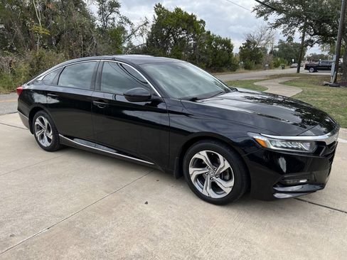 Used 2018 Honda Accord EX-L image 16