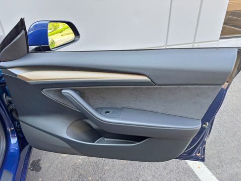 Used 2023 Tesla Model 3 Standard Range RWD image 45