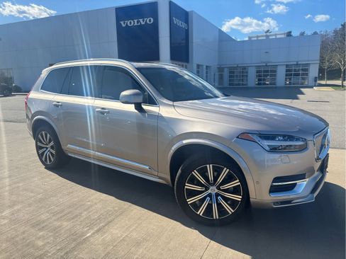 Used 2023 Volvo XC90 B6 Plus w/ Protection Package AWD/4WD image 2