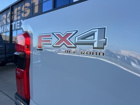 New 2026 Ford F250 Lariat w/ Chrome Package image 8