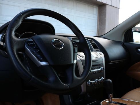 Used 2011 Nissan Murano AWD/4WD image 39