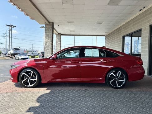 Used 2019 Honda Accord Sport image 7