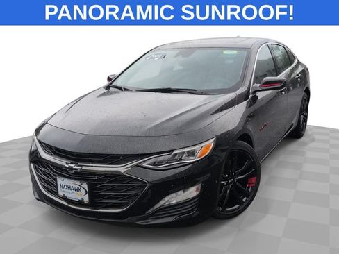 Used 2023 Chevrolet Malibu LT w/ Redline Edition FWD image 1