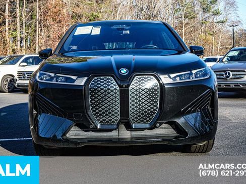 Used 2023 BMW iX xDrive50 w/ Premium Package image 10