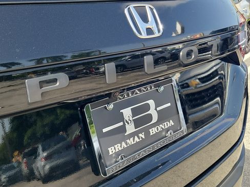 Certified 2024 Honda Pilot EX-L image 5
