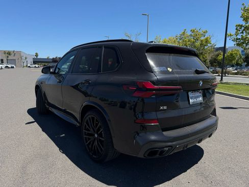Used 2024 BMW X5 M60i w/ Climate Comfort Package AWD/4WD image 3
