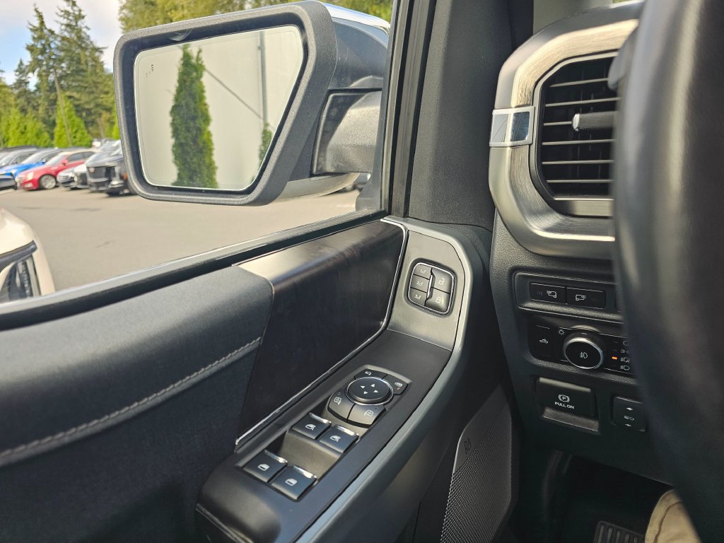 Used 2023 Ford F150 Lariat AWD/4WD image 33