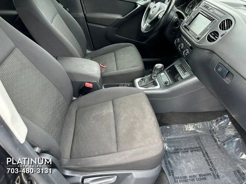 Used 2017 Volkswagen Tiguan Limited w/ Premium Package AWD/4WD image 14