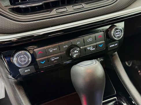 Certified 2023 Jeep Compass Trailhawk AWD/4WD image 24