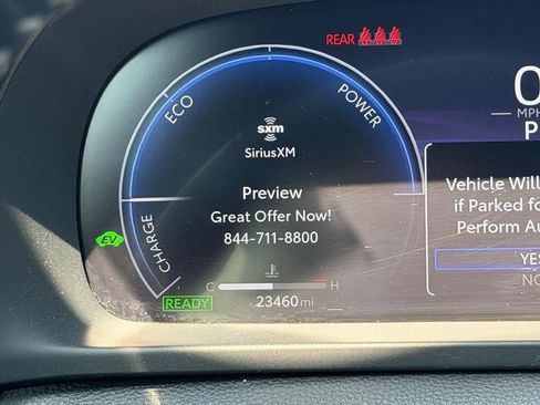 Used 2025 Toyota Crown Signia AWD/4WD image 23
