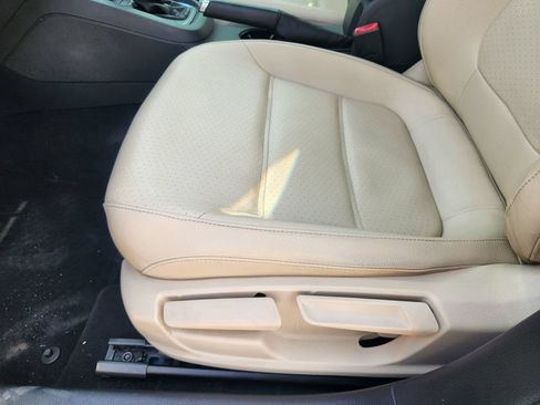 Used 2017 Volkswagen Jetta SE FWD image 17
