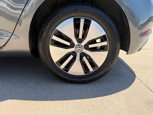 Used 2019 Volkswagen e-Golf SE w/ Driver Assistance Package FWD image 41