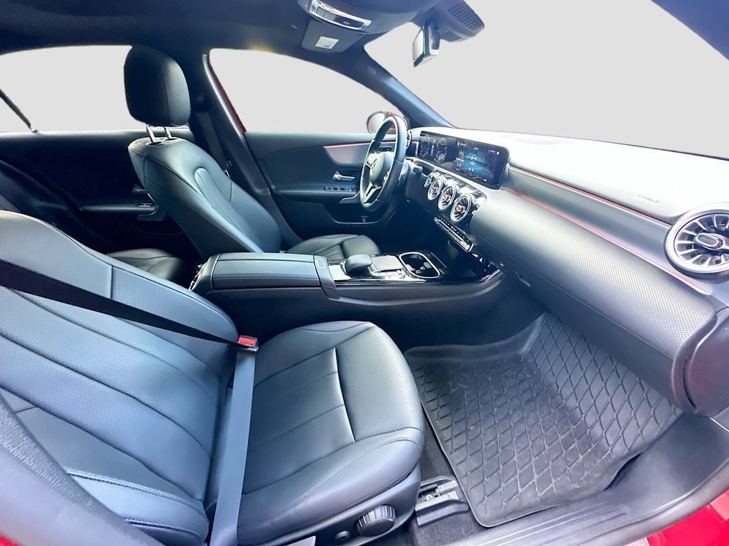 Certified 2022 Mercedes-Benz A 220 4MATIC image 28