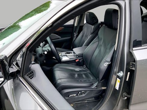 Used 2022 Acura MDX SH-AWD w/ Technology Package image 8
