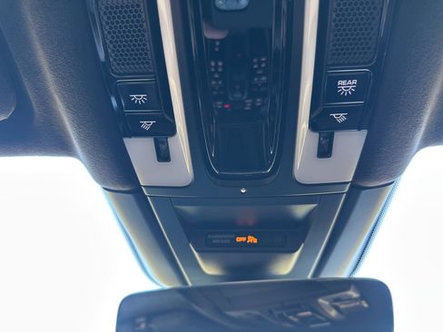 Used 2021 Porsche Cayenne GTS image 34