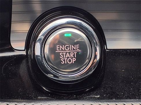 Used 2022 Lincoln Corsair FWD image 17