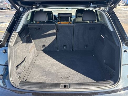 Used 2023 Audi Q5 2.0T Premium image 16