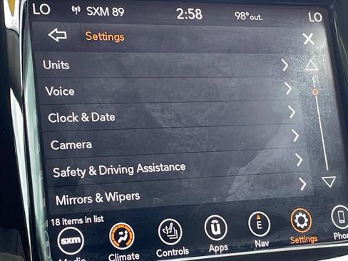 Used 2018 Jeep Compass Limited w/ Navigation Group FWD image 19