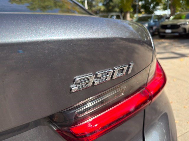 Used 2022 BMW 330i xDrive Sedan w/ Premium Package 2 AWD/4WD image 13