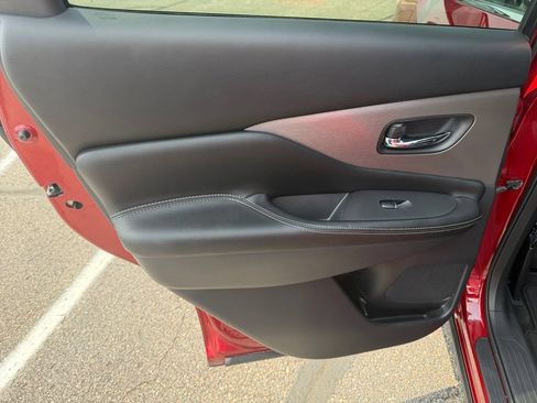 Used 2023 Nissan Murano SL AWD/4WD image 25