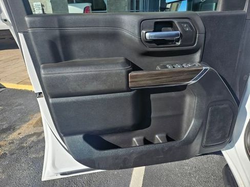 Used 2021 Chevrolet Silverado 2500 LT w/ Fleet Comfort Package image 10