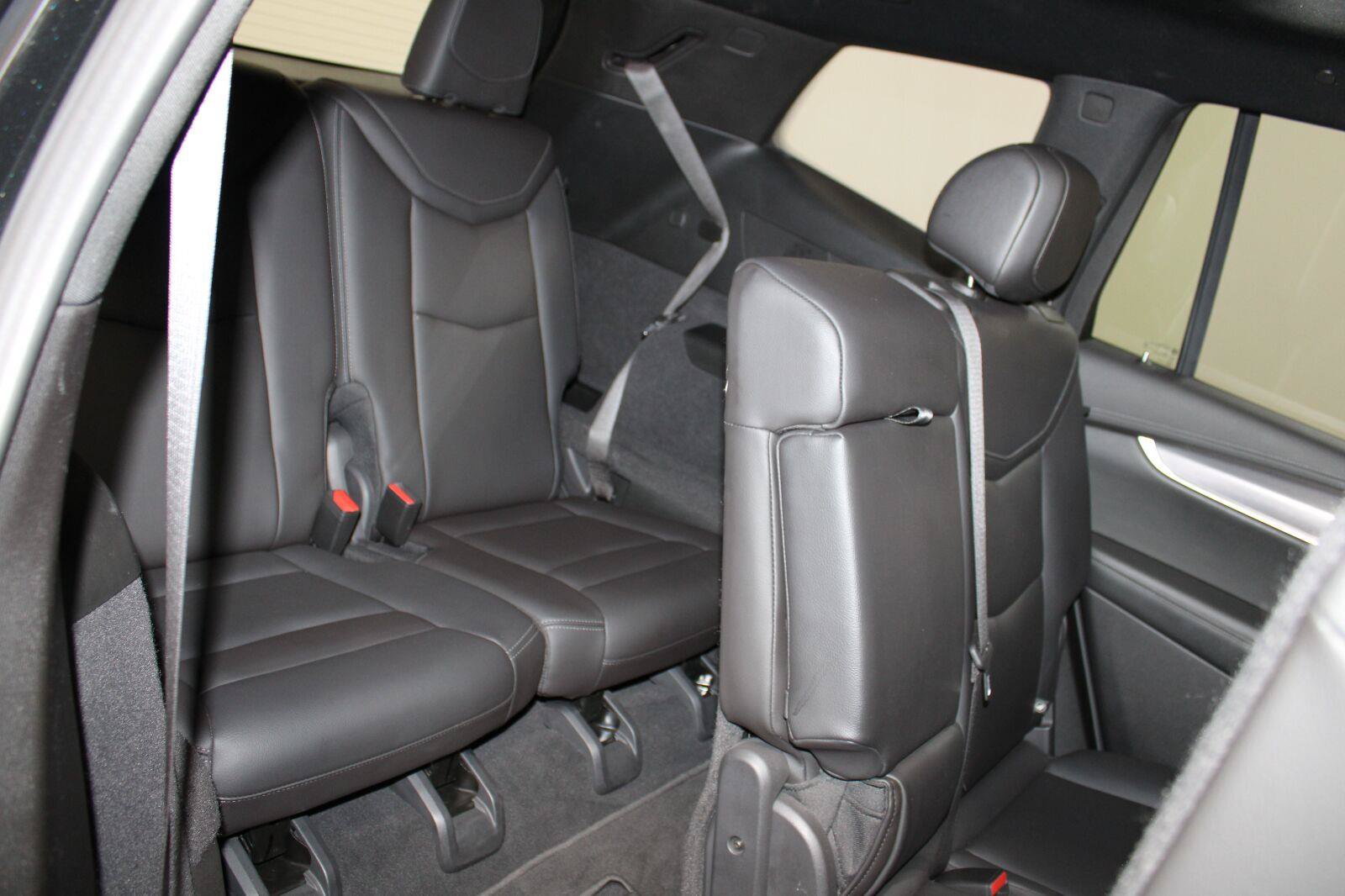 Certified 2023 Cadillac XT6 Luxury FWD image 22
