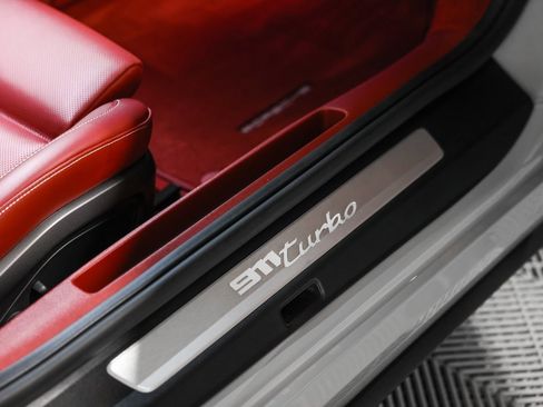 Used 2022 Porsche 911 Turbo image 22