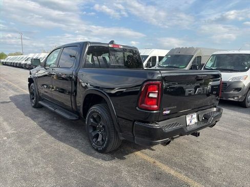 New 2026 RAM 1500 4x4 Crew Cab image 3