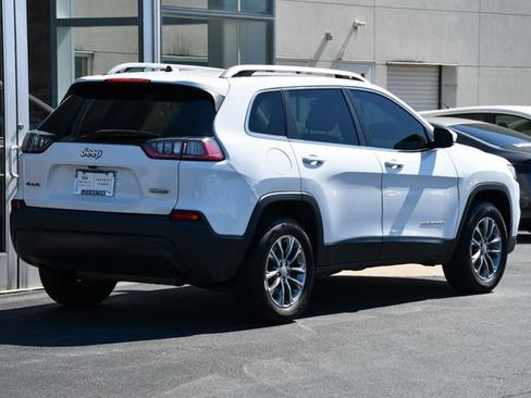 Used 2020 Jeep Cherokee Latitude Plus w/ Cold Weather Group AWD/4WD image 7